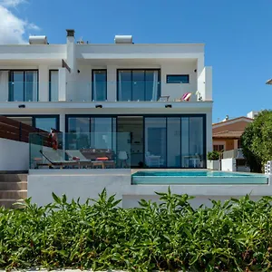 Tamarells A By Homevillas360 Ferienhaus